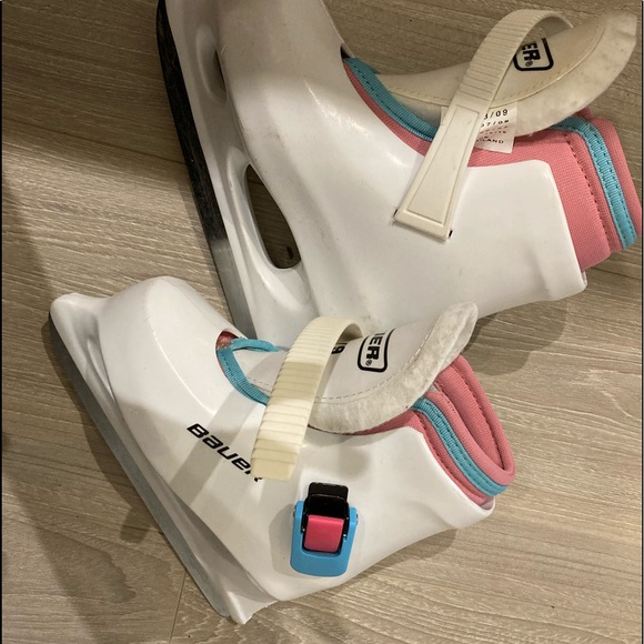 Bauer Toddler Skates 10/11 - Picture 2 of 4